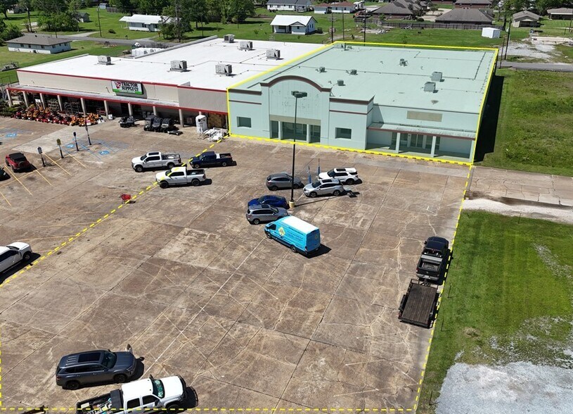 More Photos Of 181 Highway 171, Lake Charles General Retail For Lease
