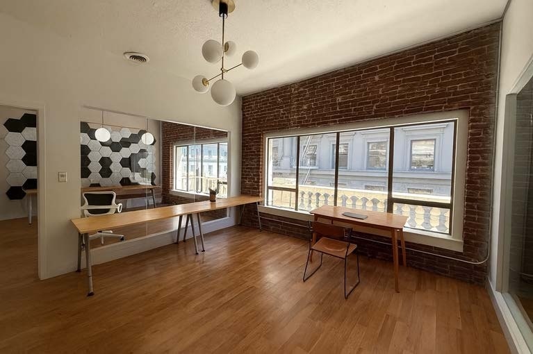 More Photos Of 45-49 Powell St, San Francisco Loft Creative Space For Lease