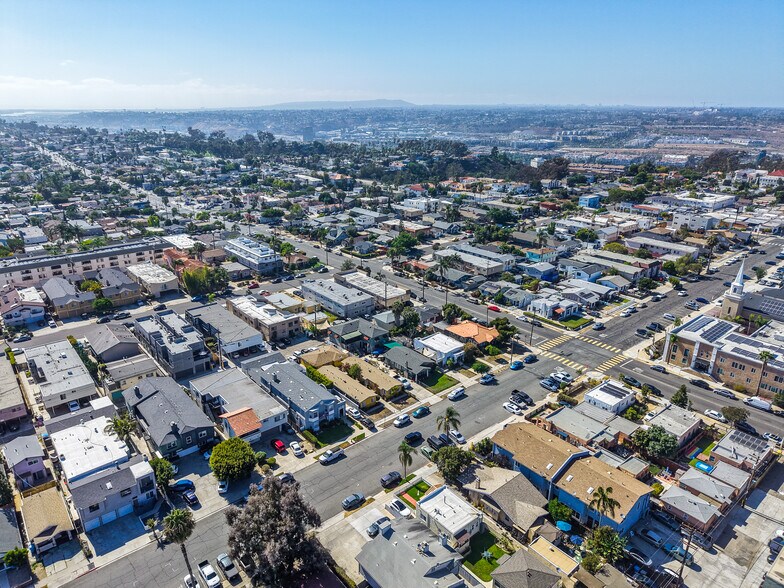 More Photos Of 2605 Madison Ave, San Diego Apartments For Sale