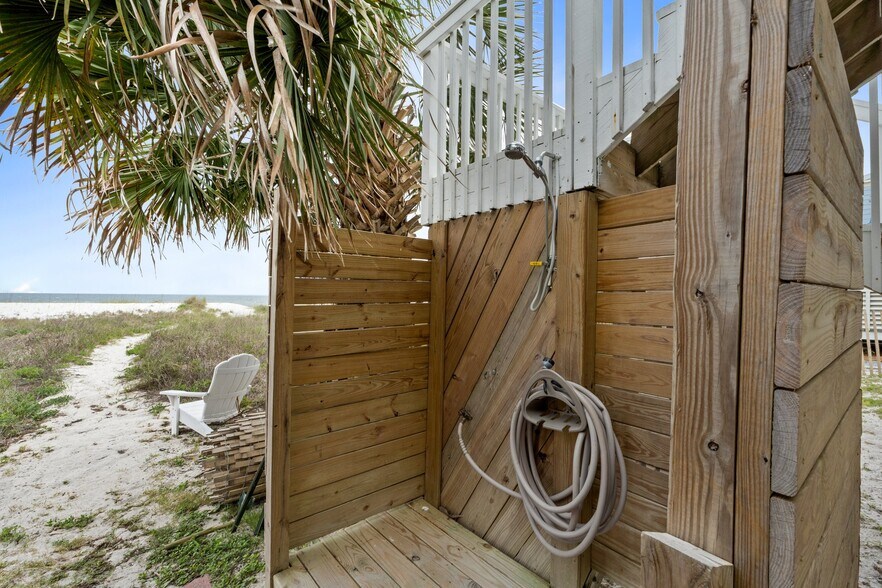 More Photos Of 8041 W Highway 98, Port Saint Joe Specialty For Sale