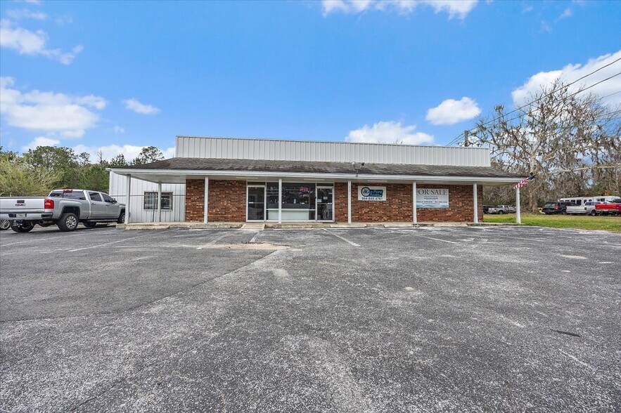 More Photos Of 551625 Us-1, Hilliard Freestanding For Sale