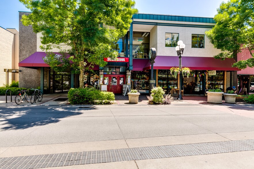 More Photos Of 30 E Broadway, Eugene Office For Lease