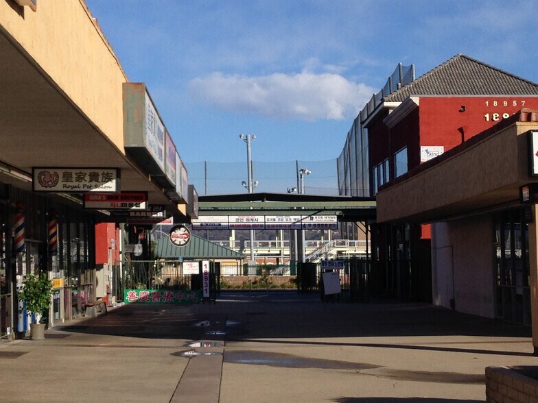 More Photos Of 18901-19001 Colima Rd, La Puente Unknown For Lease