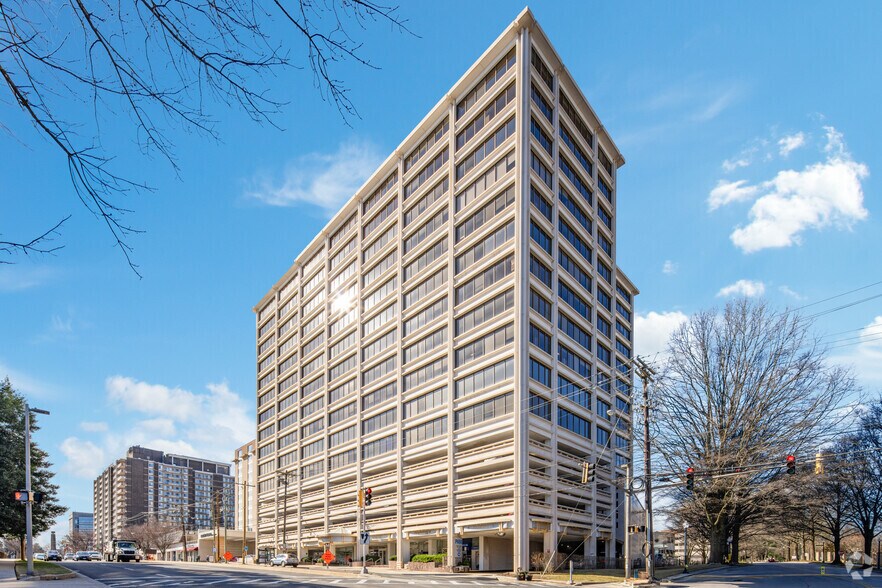 More Photos Of 5530 Wisconsin Ave, Chevy Chase Medical For Lease