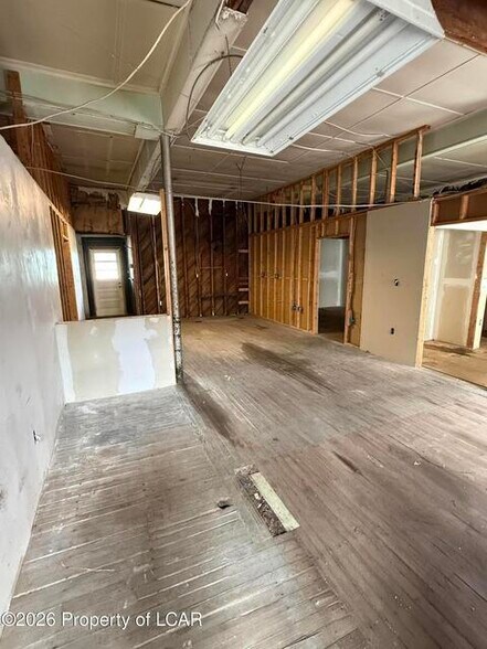 More Photos Of 222 Lincoln St, Dupont Apartments For Sale