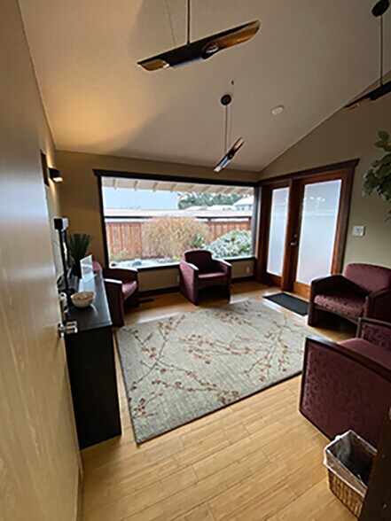 More Photos Of 1320 Alameda Ave, Fircrest Medical For Lease