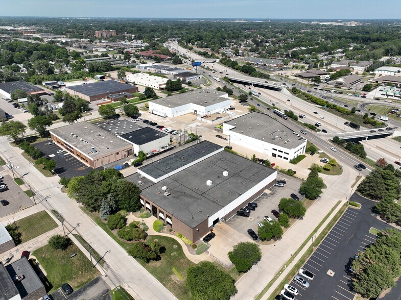 More Photos Of 25880 Commerce Dr, Madison Heights Manufacturing For Lease