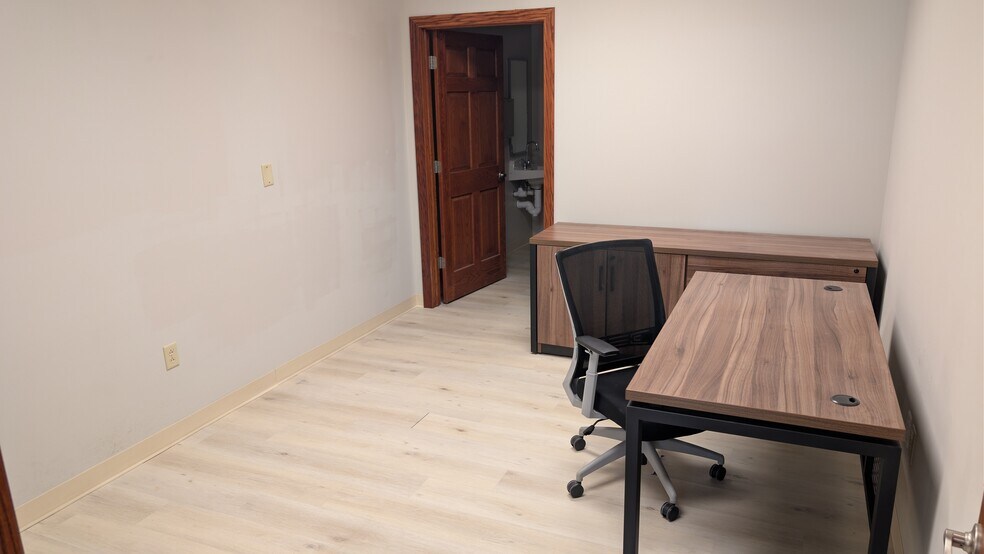 More Photos Of 36591 Center Ridge Rd, North Ridgeville Medical For Lease