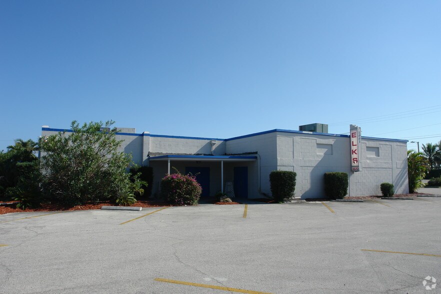 Primary Photo Of 1001 S Kanner Hwy, Stuart Lodge Meeting Hall For Sale