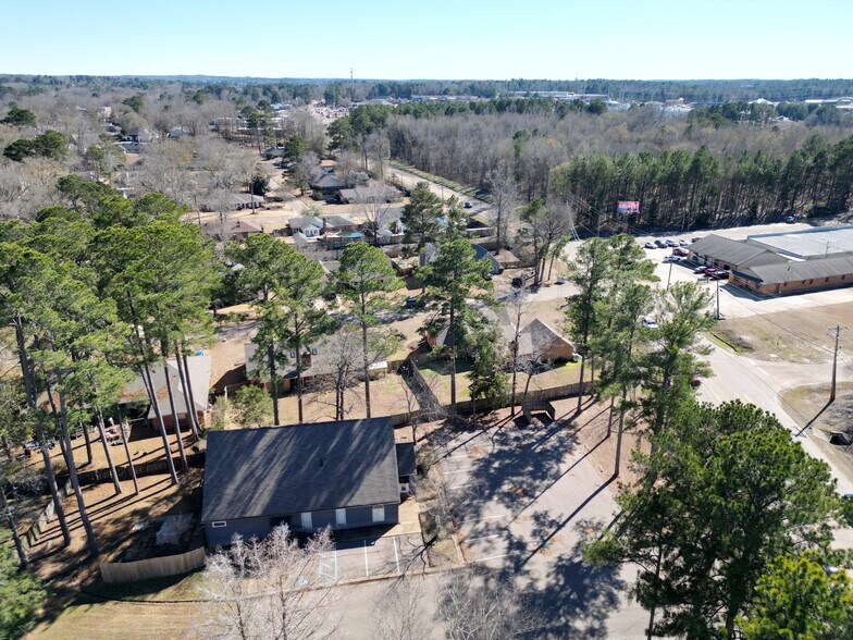 More Photos Of 557 Grants Ferry Rd, Brandon Medical For Sale