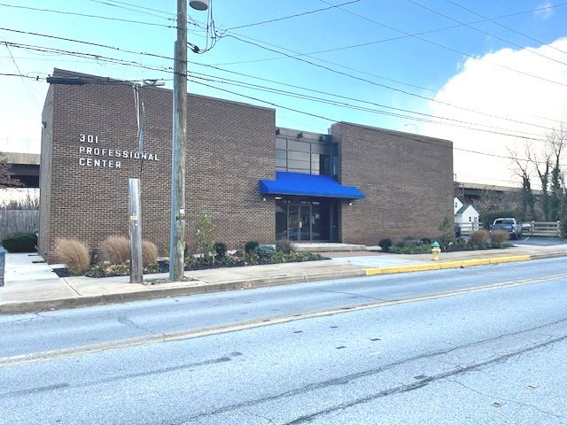 More Photos Of 301 Old Dupont Rd, Wilmington Medical For Lease