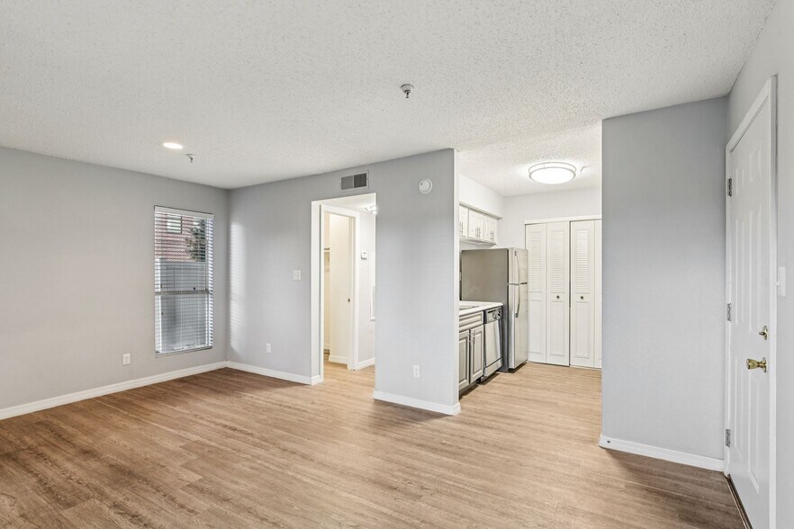 More Photos Of 4610 N Armenia Ave, Tampa Apartments For Sale