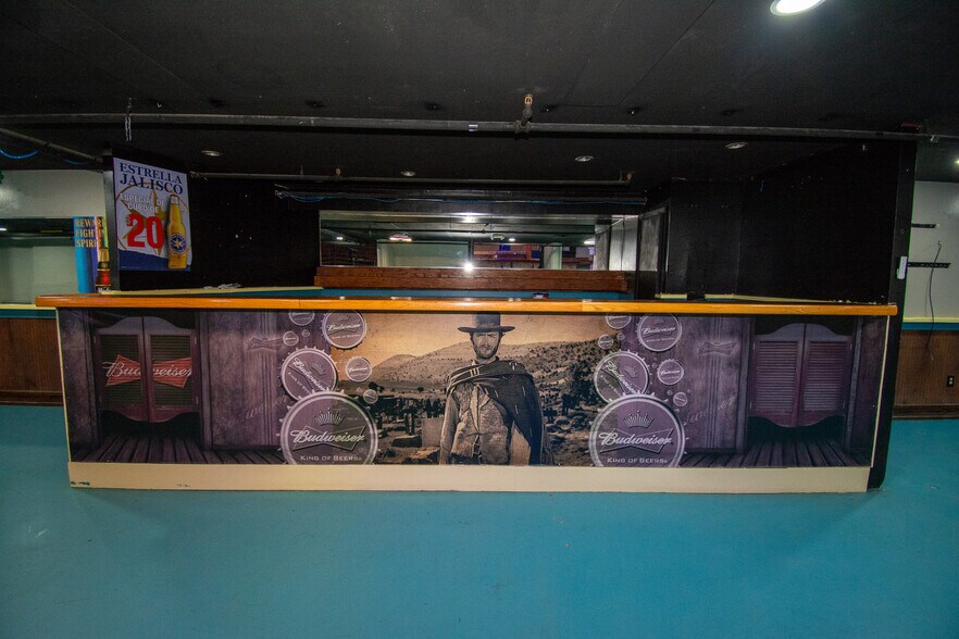 More Photos Of 715 S Polk St, Amarillo Bar For Lease