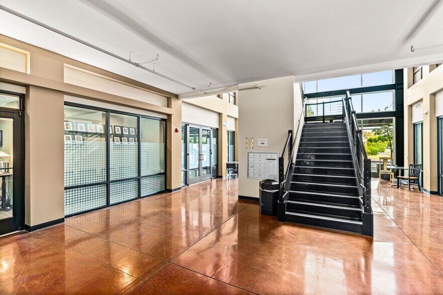 More Photos Of 777 NW 9th St, Corvallis Medical For Sale