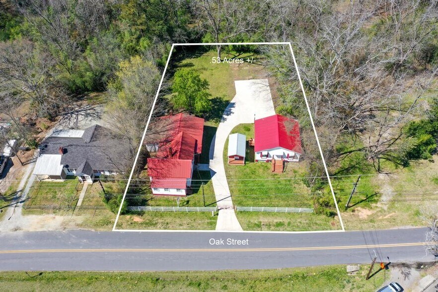 More Photos Of 450 S Oak St, Jackson Storefront Retail Office For Sale