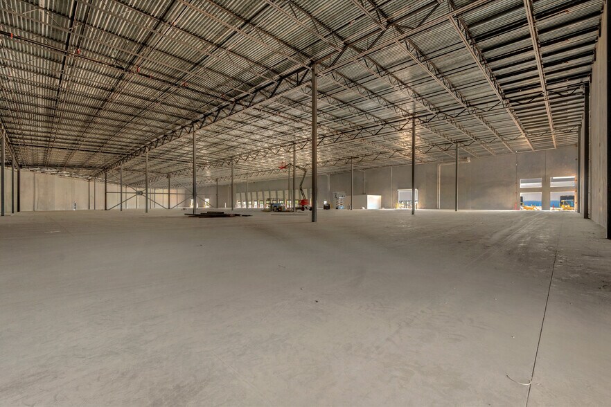 More Photos Of 30199 Bradham Dr, Visalia Unknown For Lease