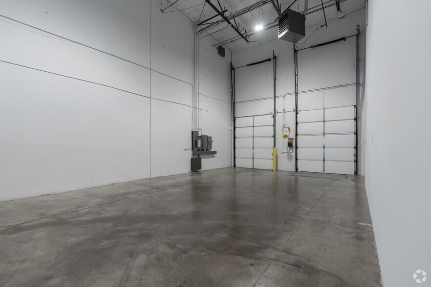 More Photos Of 756 Port America Pl, Grapevine Unknown For Lease