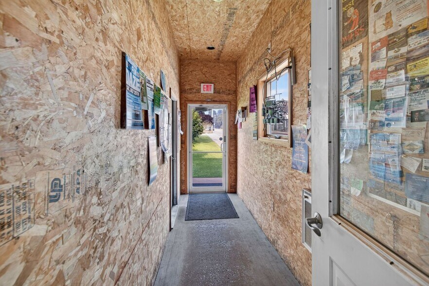 More Photos Of 133 E Main St, Embarrass Specialty For Sale