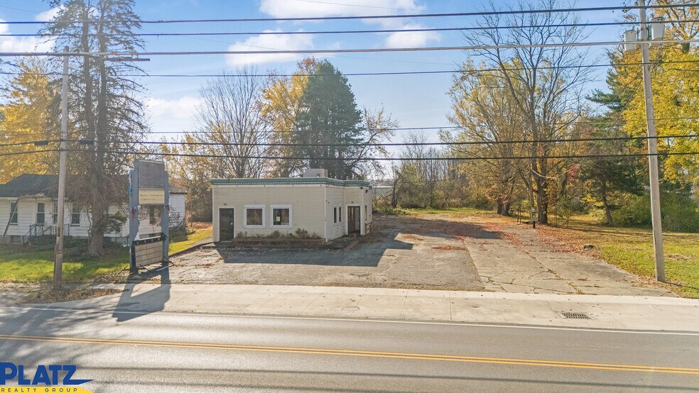 Primary Photo Of 438 E Main St, Andover Freestanding For Lease