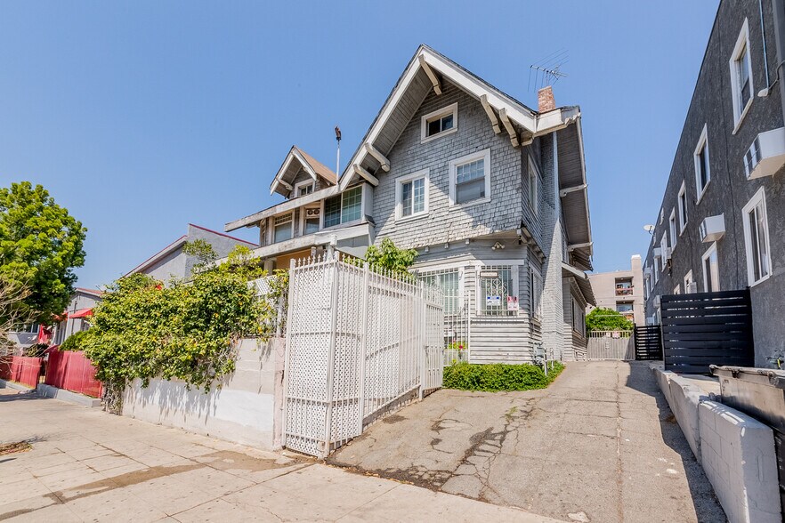 More Photos Of 2961 W 8th St, Los Angeles Land For Sale