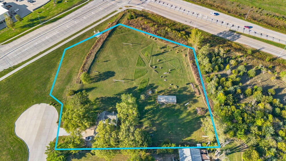 More Photos Of 8200 S 91st St, Lincoln Land For Sale