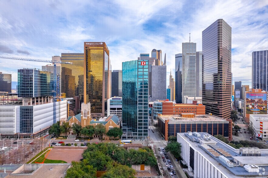 More Photos Of 750 N Saint Paul St, Dallas Office Residential For Lease