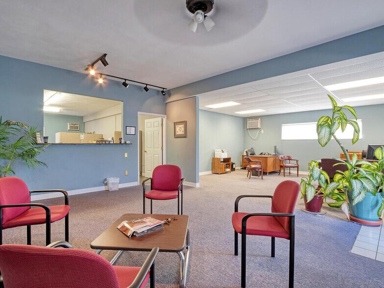 More Photos Of 1311 S Missouri Ave, Clearwater Freestanding For Sale