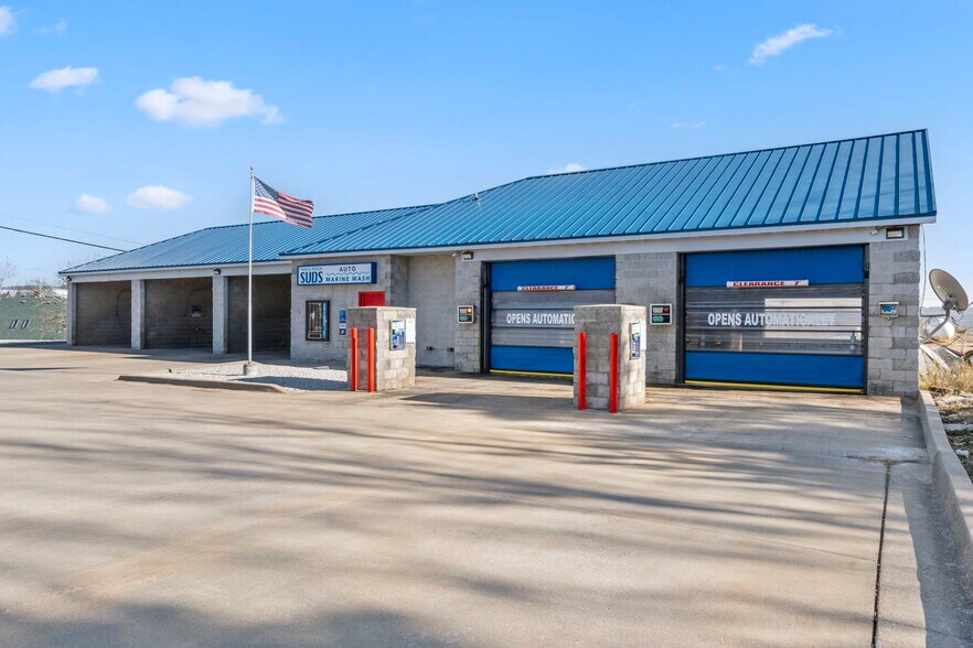 Primary Photo Of 85 Kimberling Blvd, Kimberling City Specialty For Sale