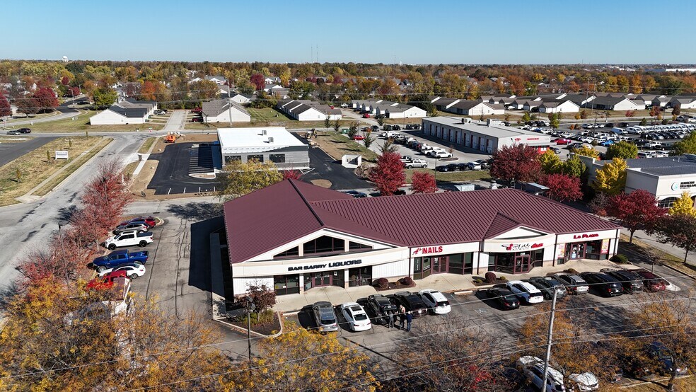 More Photos Of 2108 IFCU Way, Lafayette Storefront For Lease