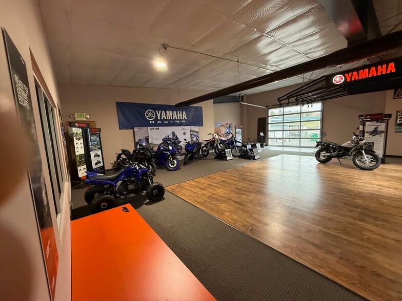 More Photos Of 3031 Gs Center Rd, Wenatchee General Retail For Sale