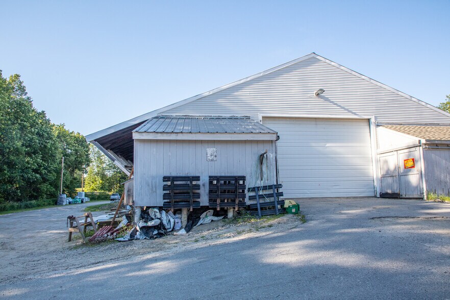 More Photos Of 190 Ossipee Trl E, Standish Freestanding For Sale