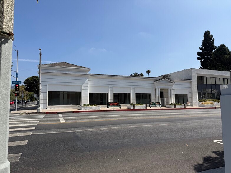 More Photos Of 8069 Beverly Blvd, Los Angeles Storefront Retail Office For Lease