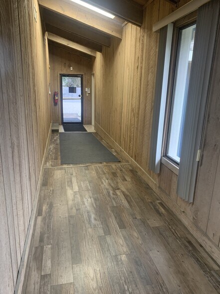 More Photos Of 725 S J St, Pensacola Office Residential For Sale