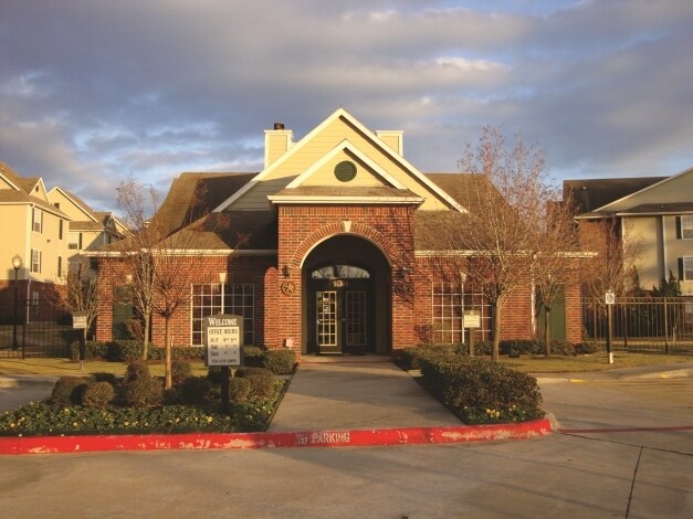 More Photos Of 2807 Daniel Mccall Dr, Lufkin Apartments For Sale