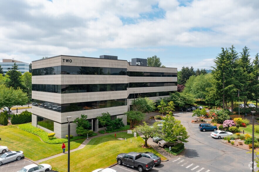 More Photos Of 20415 72nd Ave S, Kent Unknown For Lease