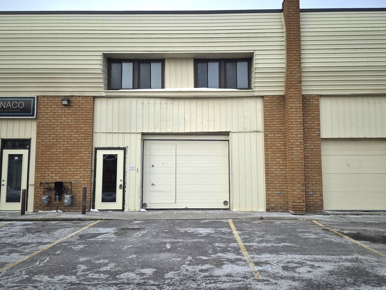 Primary Photo Of 5450 Canotek Rd, Ottawa Light Manufacturing For Sale