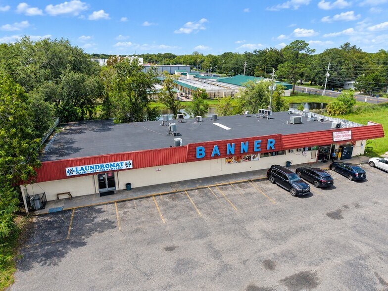 Primary Photo Of 5428 Cleveland Rd, Jacksonville Supermarket For Sale