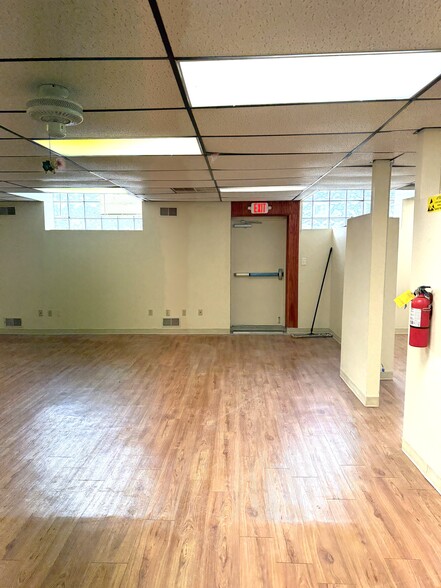 More Photos Of 600 Park Ave, Monongahela Office For Lease