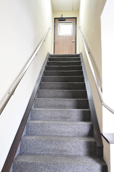 More Photos Of 23152 Verdugo Dr, Laguna Hills Office For Sale