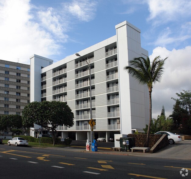 More Photos Of 1055 Ala Napunani St, Honolulu Apartments For Sale