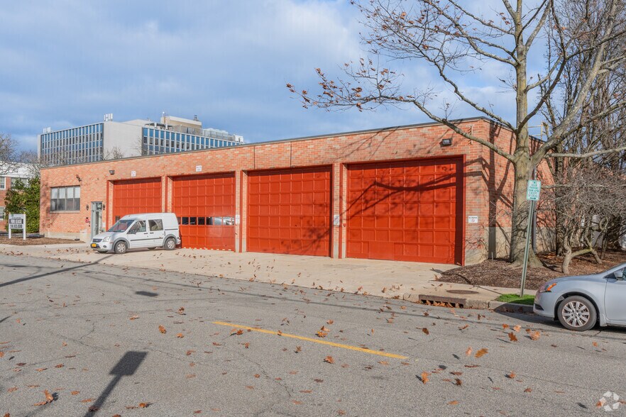 More Photos Of 1485 Kellum Pl, Garden City Light Distribution For Lease