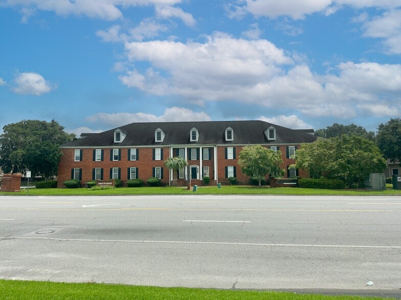 Primary Photo Of 7130 Hodgson Memorial Dr, Savannah Office For Lease