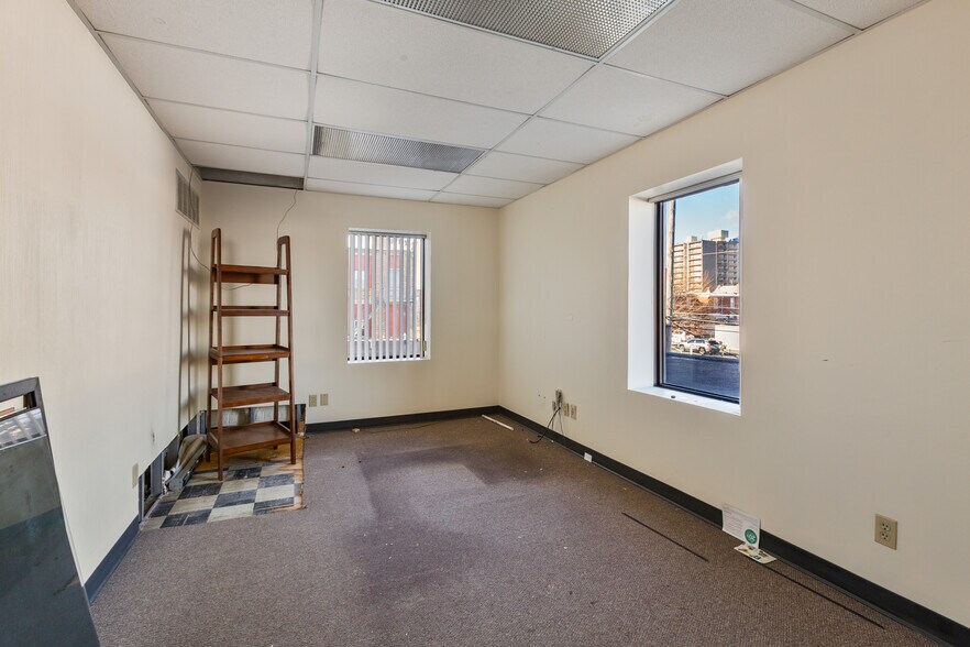 More Photos Of 1227 W Liberty St, Allentown Medical For Sale