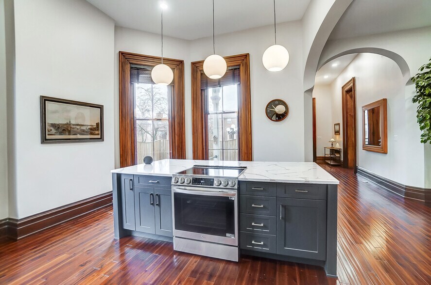 More Photos Of 208 W Monument Ave, Dayton Office Residential For Sale