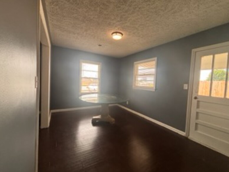 More Photos Of 1034 Fairground St SE, Conyers Office For Lease