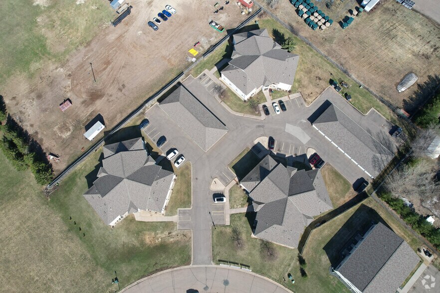 More Photos Of 1153-1161 Hidden Ln, New Richmond Apartments For Sale