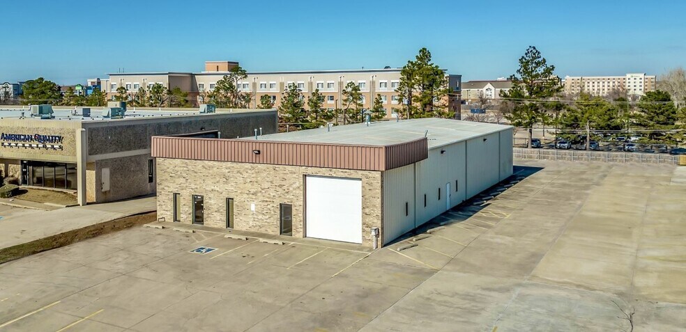 Primary Photo Of 4327 SW 21st St, Oklahoma City Warehouse For Lease