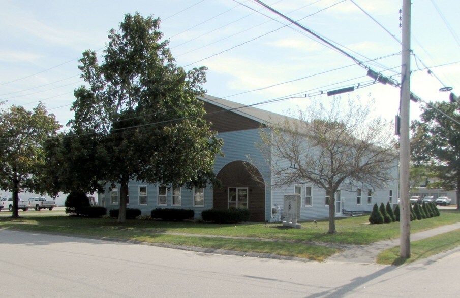 More Photos Of 144 Thadeus St, South Portland Office For Lease