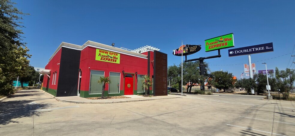 Primary Photo Of 6819 N Loop 1604 W, San Antonio Restaurant For Lease