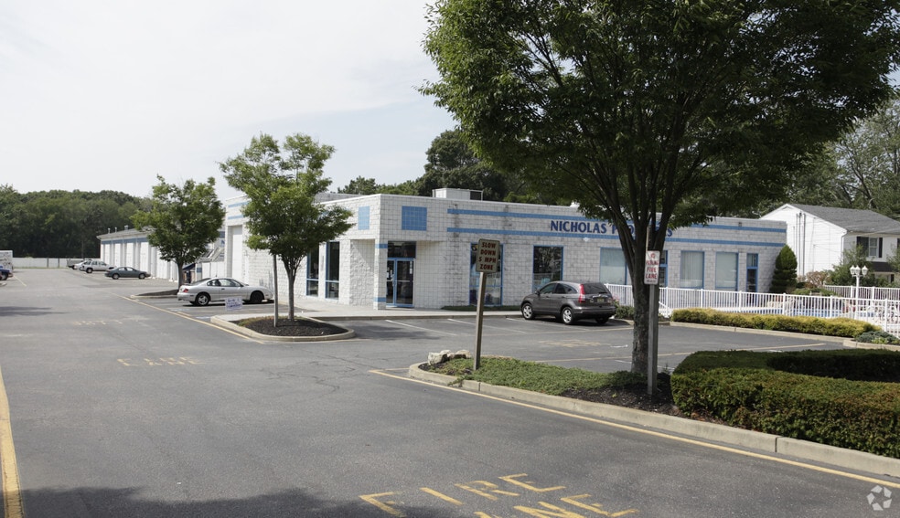 More Photos Of 1820 Route 9, Toms River Warehouse For Lease